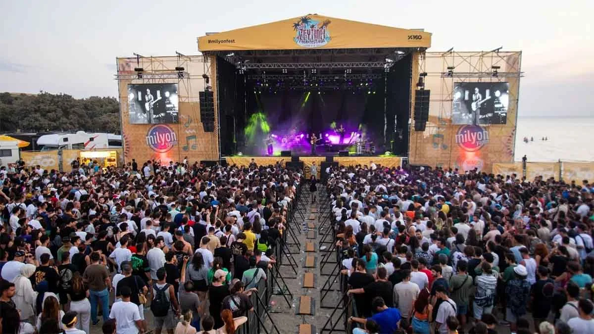 İptal kararı mahkemeden döndü, Zeytinli Rock Festivali bugün başlıyor 