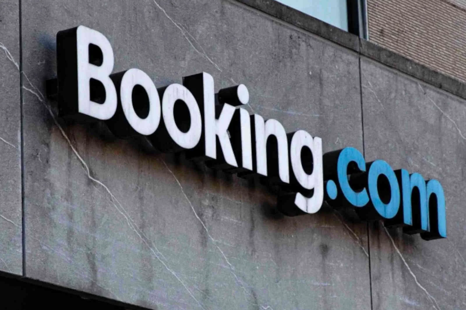 Booking.com, 1,7 milyon konaklama tesisini ödüllendirdi!