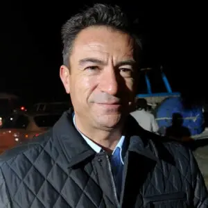 Salda Gölü’nde sıcak hava balonu uçuşları başladı