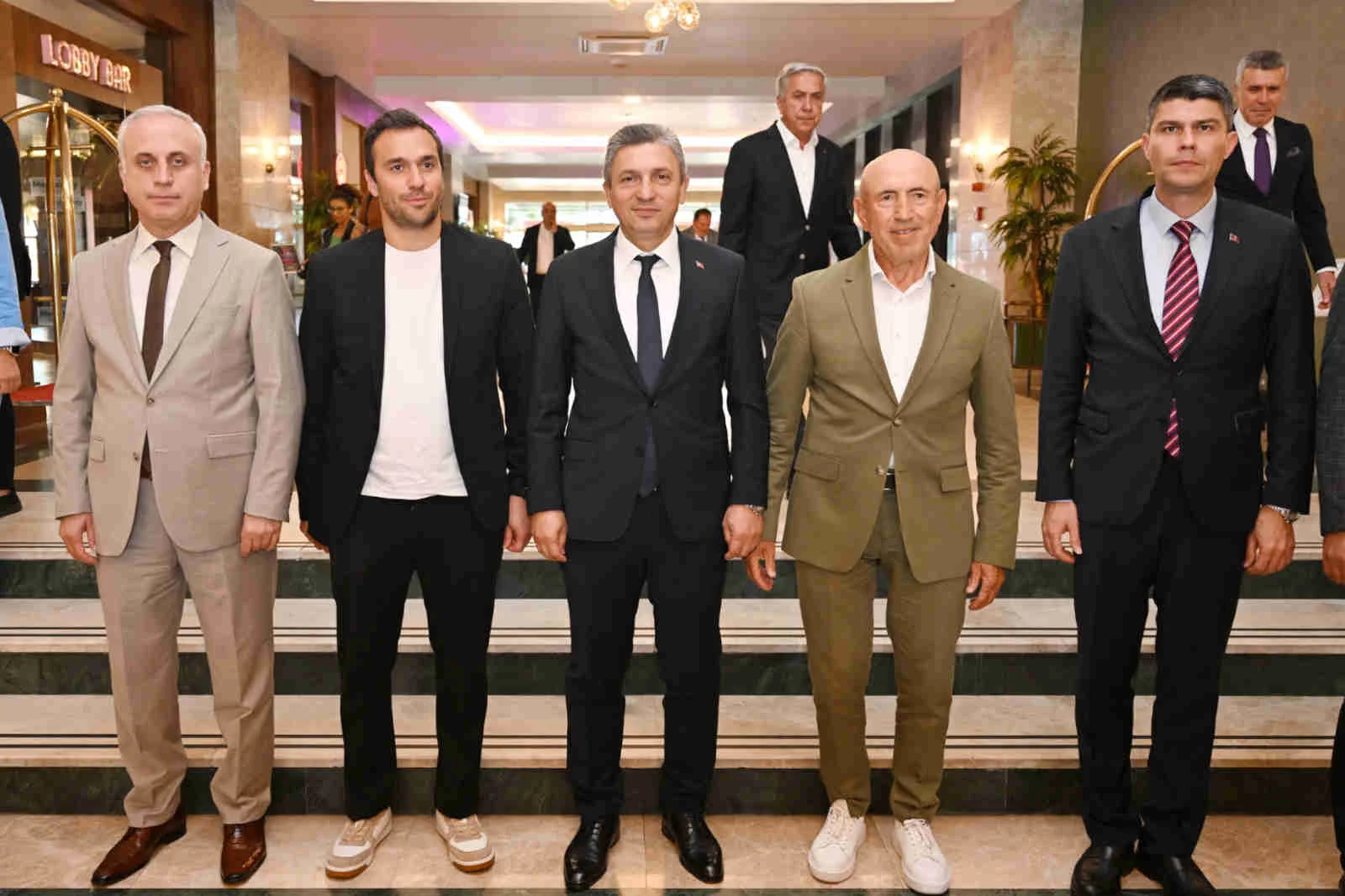 Turizm, boks maçına benzer gardınız düşerse yumruğu yersiniz!