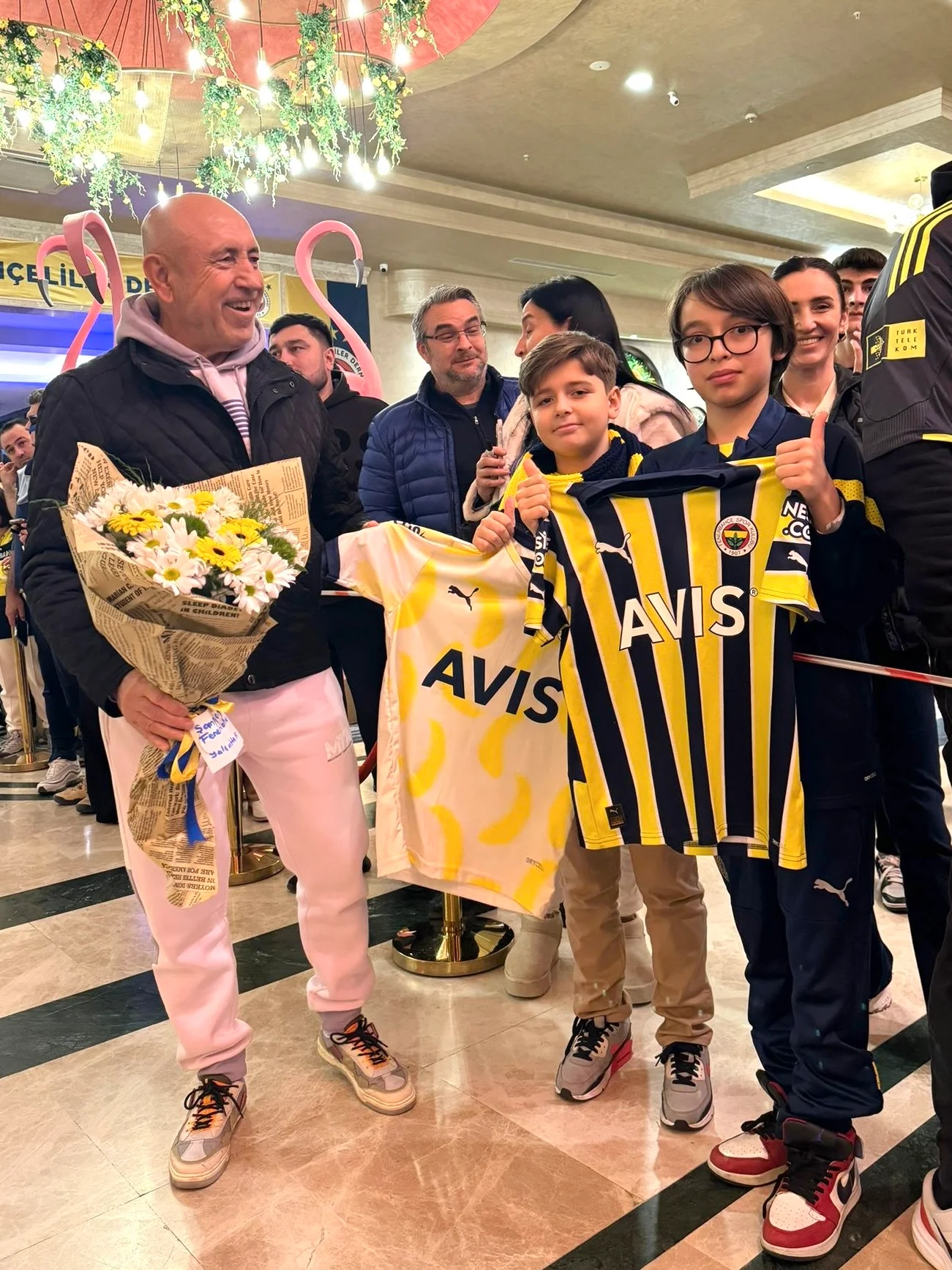 Fenerbahçe, Antalya’da Megasaray Westbeach’i tercih etti