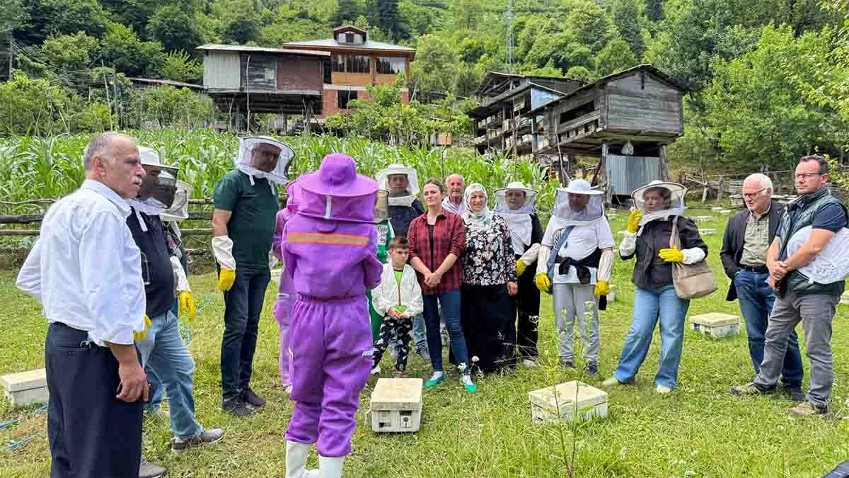Arıcılık ve doğa turizmi birleşti: Apiturizm faaliyetleri başladı