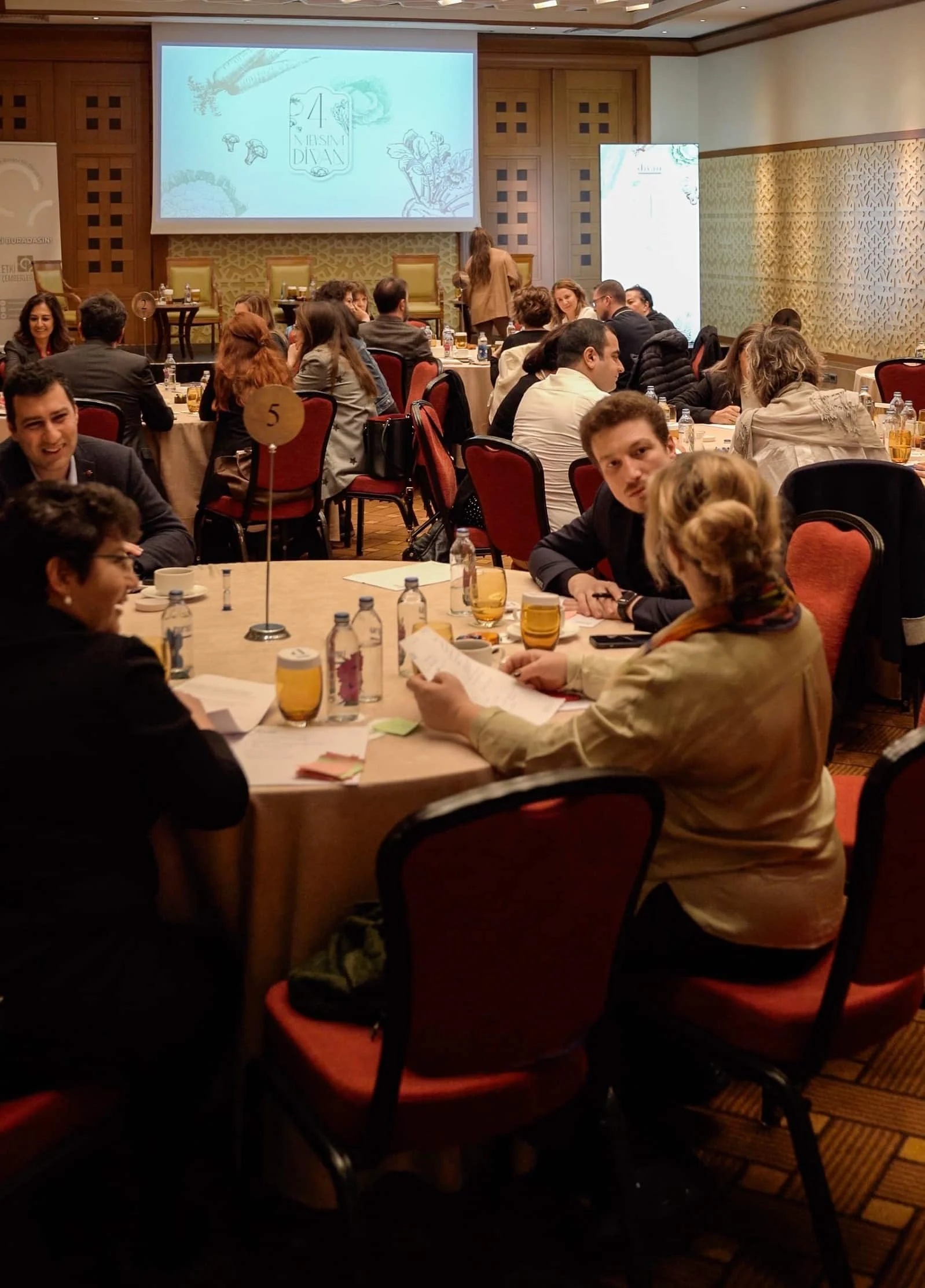 Divan Grubu'ndan gezegenin geleceği için dönüşüm çağrısı
