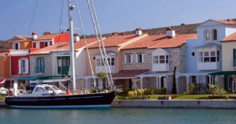 Alaçatı'da fiyatlar ikiye katlanacak