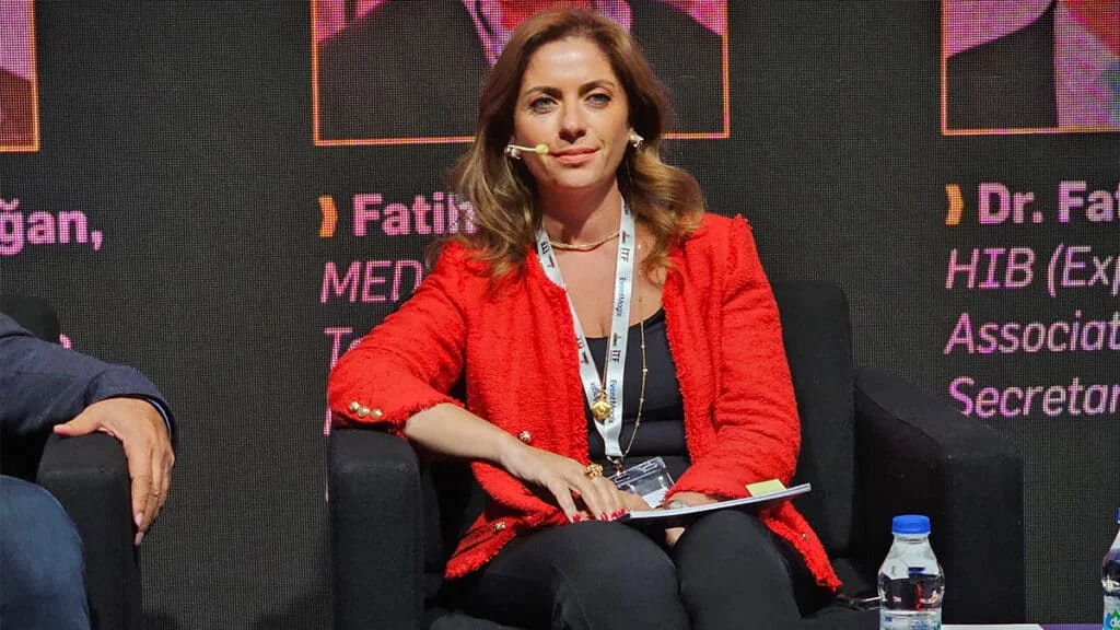 Hediye Güral Gür: “Turizm sektörü hizmet ihracatına büyük katkılar sağlıyor”