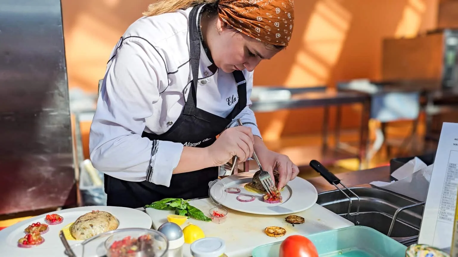 Avrupalı otel yatırımcıları Türk şefler için GastroAntalya’da