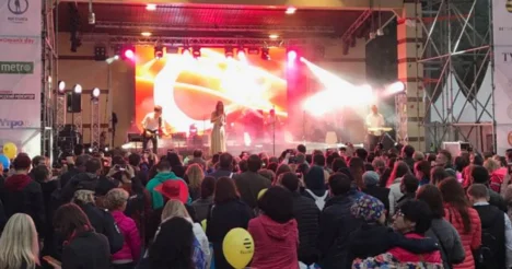 Ruslar yağmur dinlemedi Türkiye Festivali’ne koştu