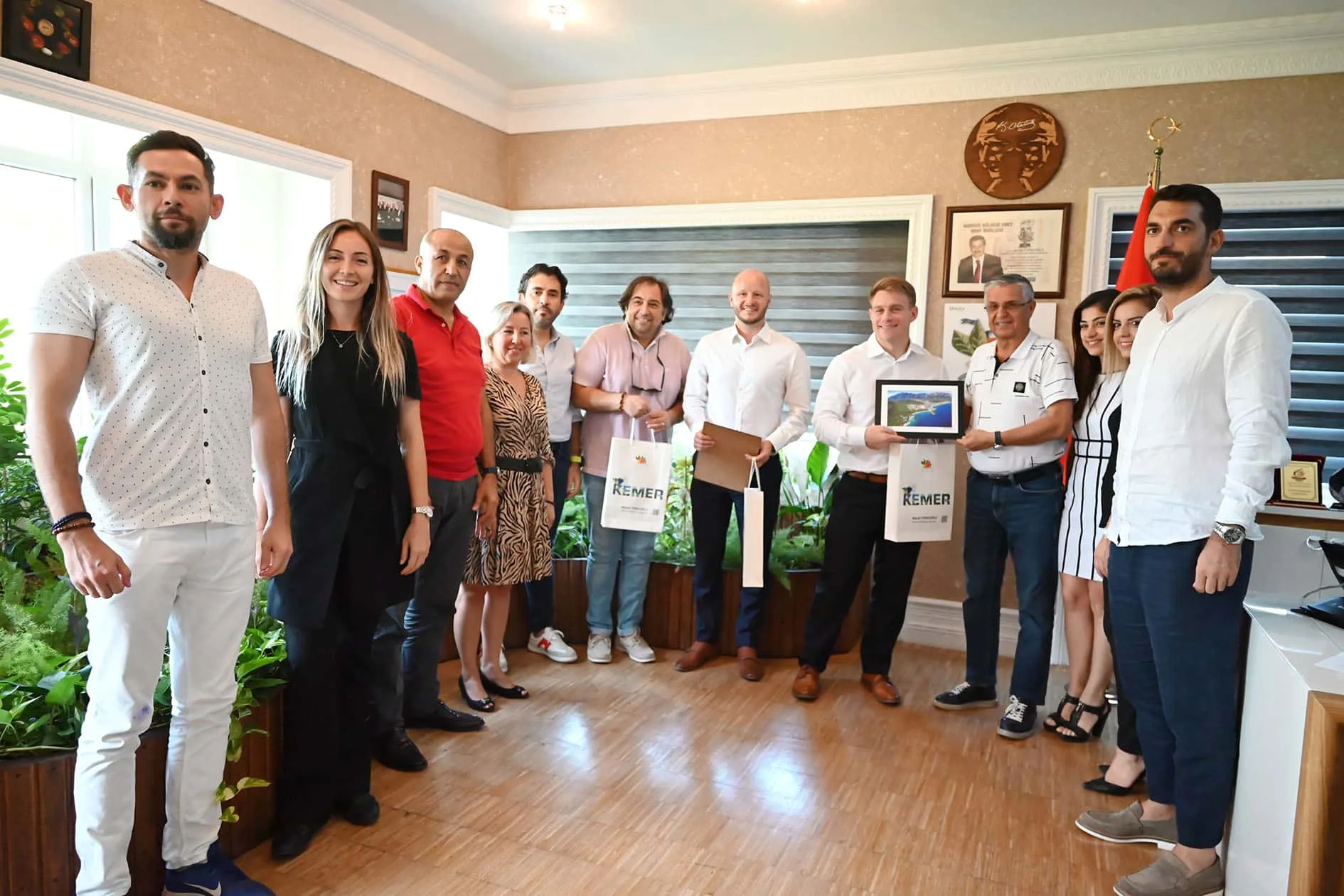 Kemer’de İngiliz turist arttı: Jet2 ile tanıtım anlaşması devam edecek