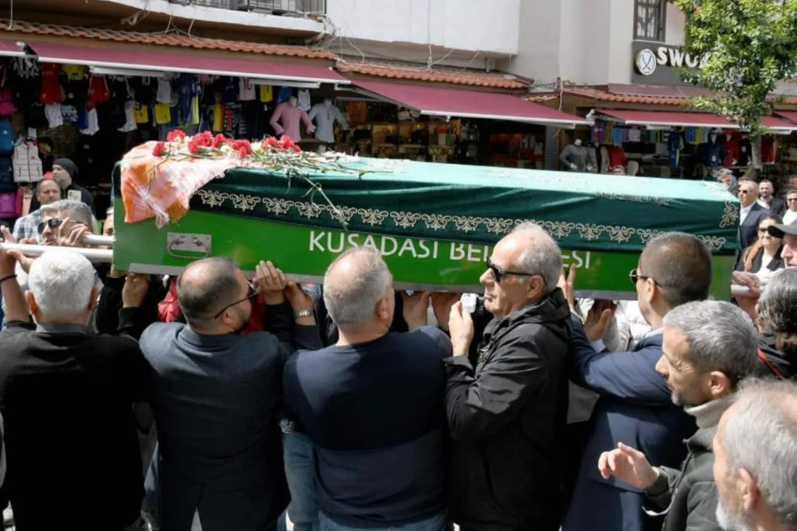 Turizmci iş insanı Tevfik Bağcı, son yolculuğuna uğurlandı