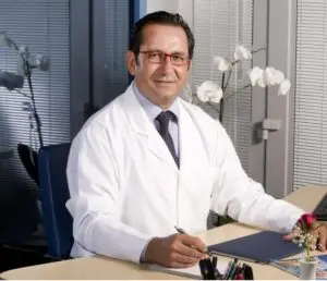 Ortak kullanılan tuvaletler ve havuzlar tehlike saçıyor