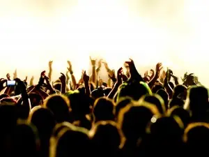 Festivallerin iptali turizme yakışmıyor