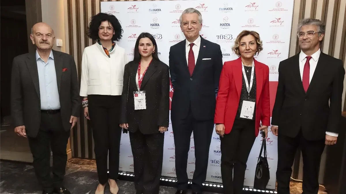 Türkiye’den Yunanistan’a 1,4 milyon Türk tatilci gidecek