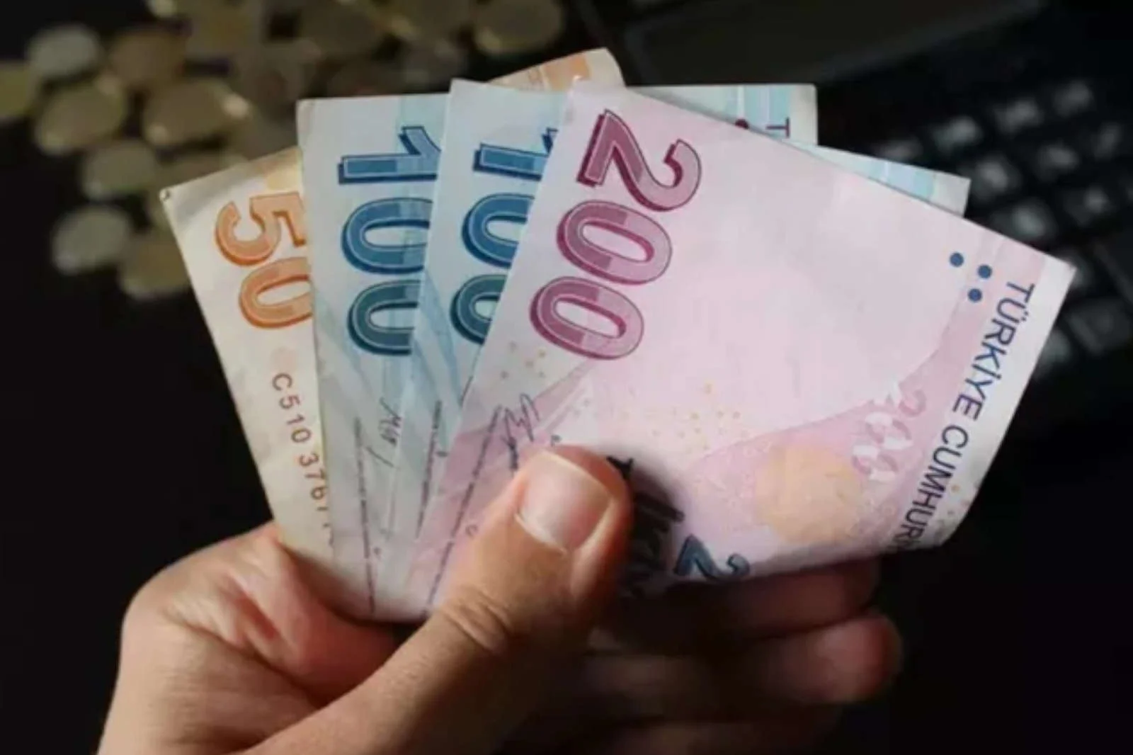 Oteller, maaşları belirlerken kira ve faturaları göz önünde bulundurmalı!