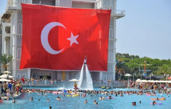 Granada Luxury Belek, Zafer Bayramı’nı coşkuyla kutladı