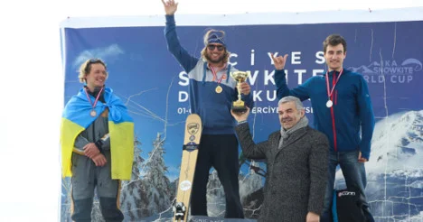 Snowkite Dünya Kupası Erciyes'te gerçekleşti