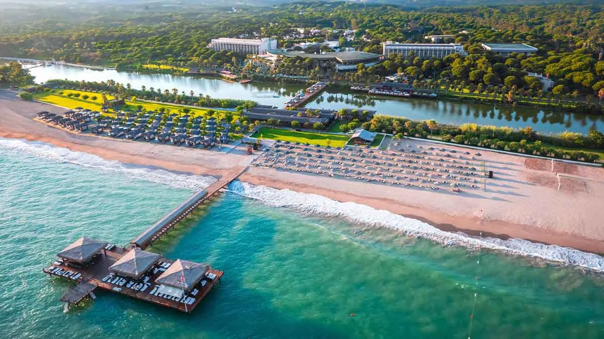 Gloria Hotels & Resorts Holidaycheck misafirlerinden tam not aldı!