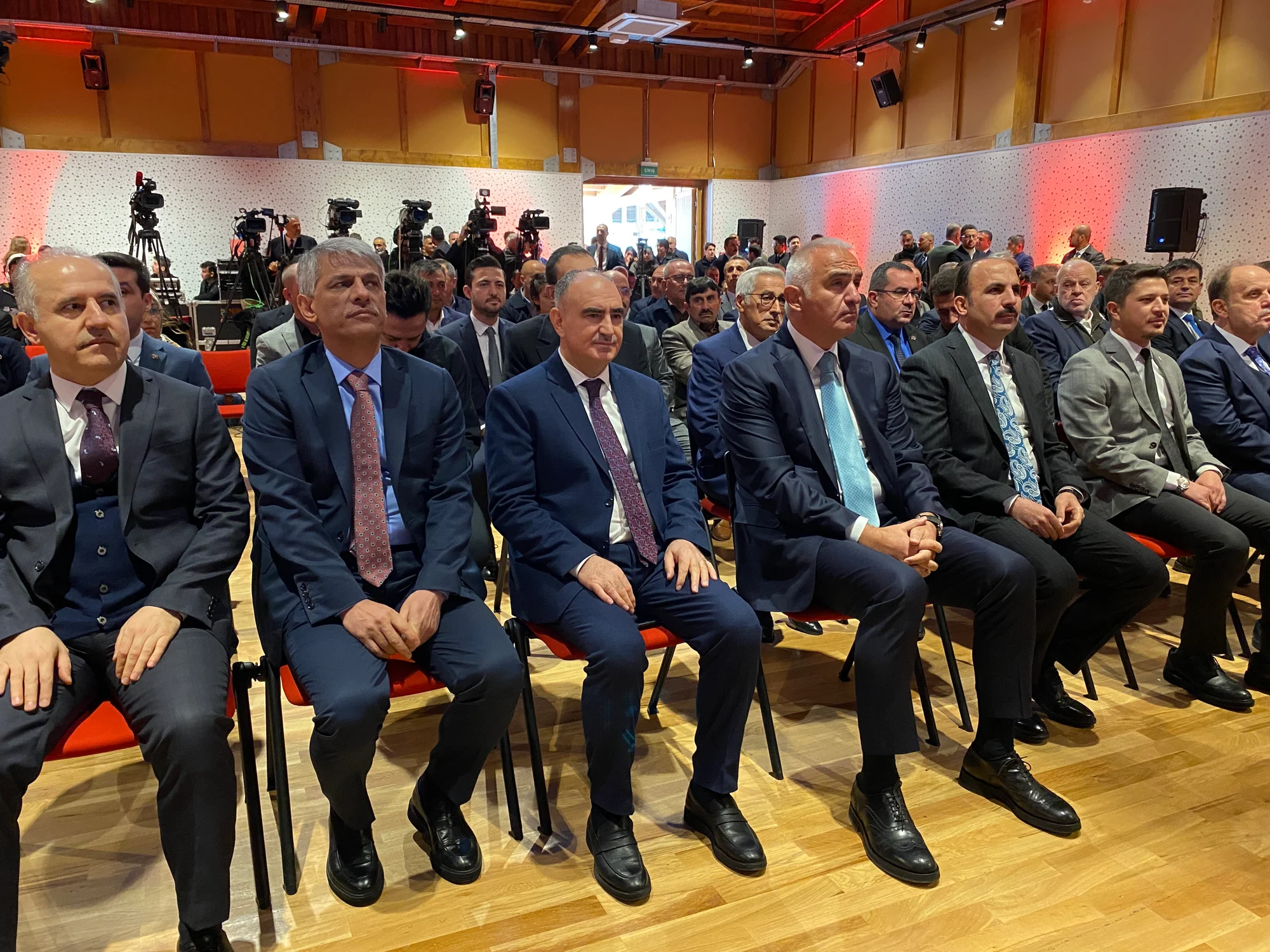 Turizm Bakanı Ersoy: “Önceliğimiz bu eşsiz mirasa sahip çıkmaktır”