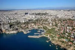 Gözlerinizi kapatın bir kent hayal edin; Sürdürülebilir olsun, 100 yıl daha turizm yapsın…