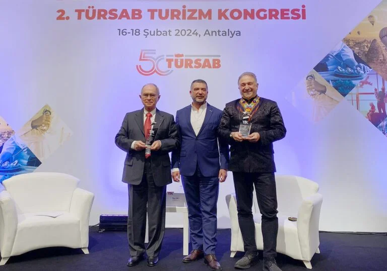 TÜRSAB Turizm Kongresi’de turizmin dünü, bugünü ve yarını konuşuldu