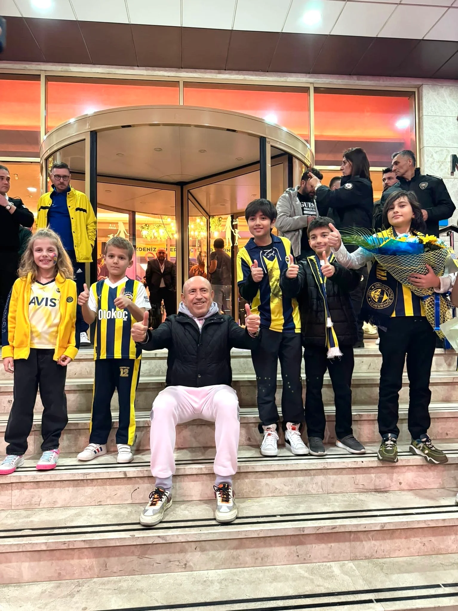 Fenerbahçe, Antalya’da Megasaray Westbeach’i tercih etti