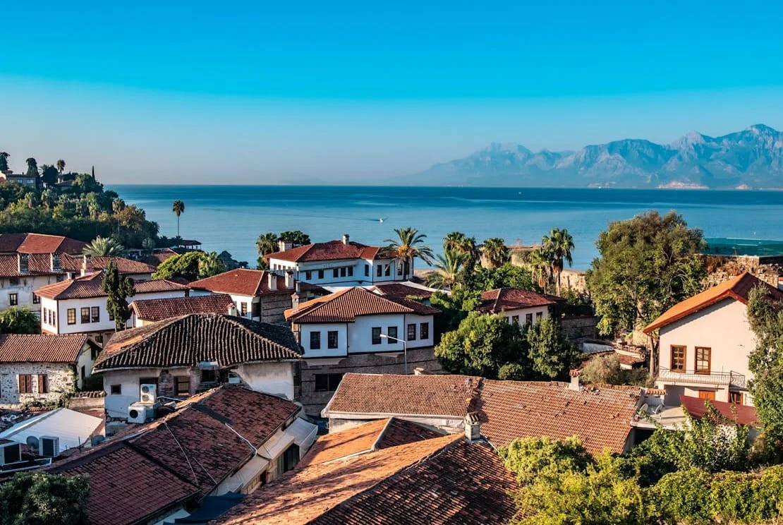 Antalya'daki oteller zor durumda: Belgelerini kaybedebilirler