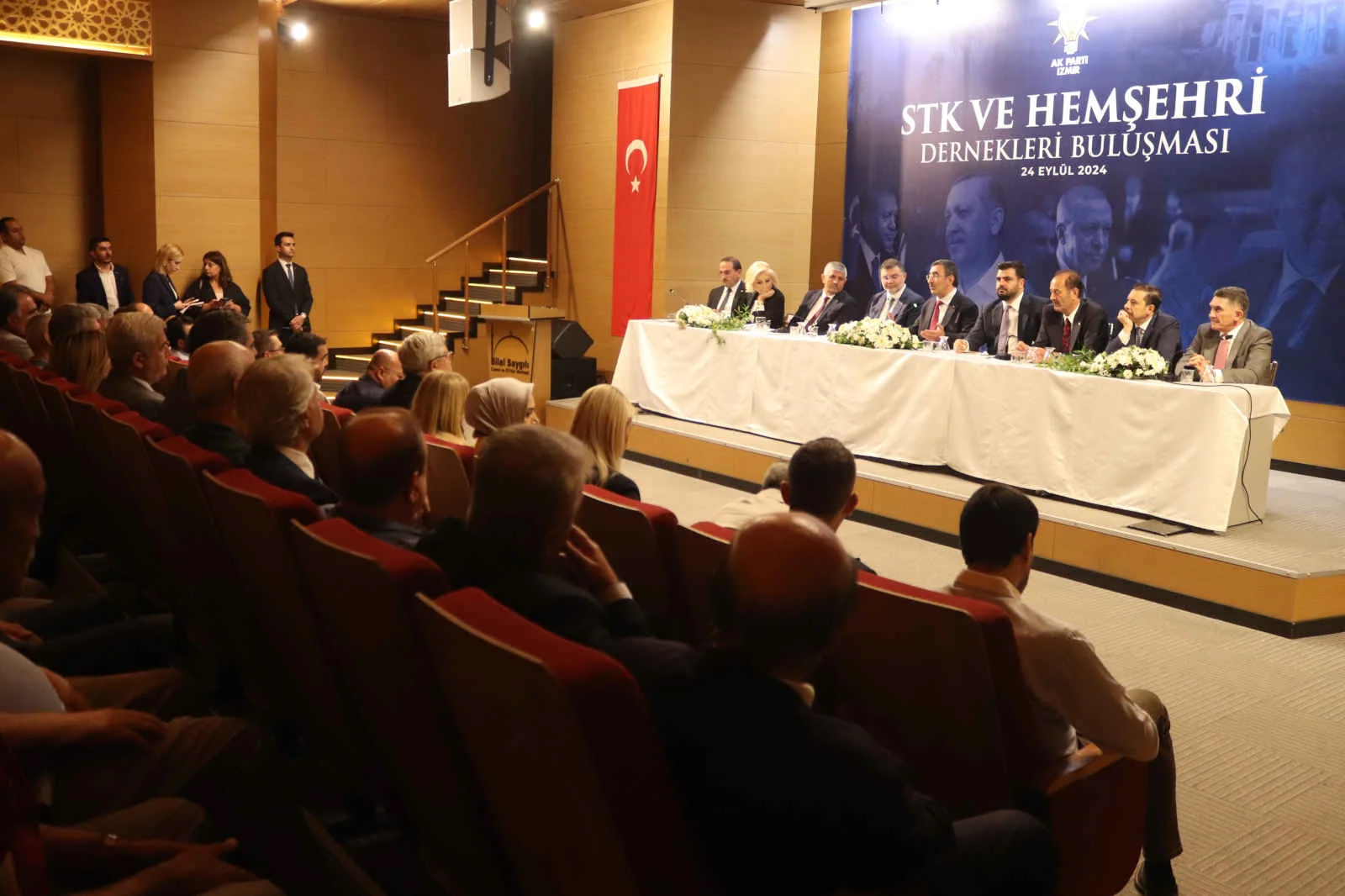 Cevdet Yılmaz: “Çeşme projesi turizm potansiyelini daha da öne çıkaracak”