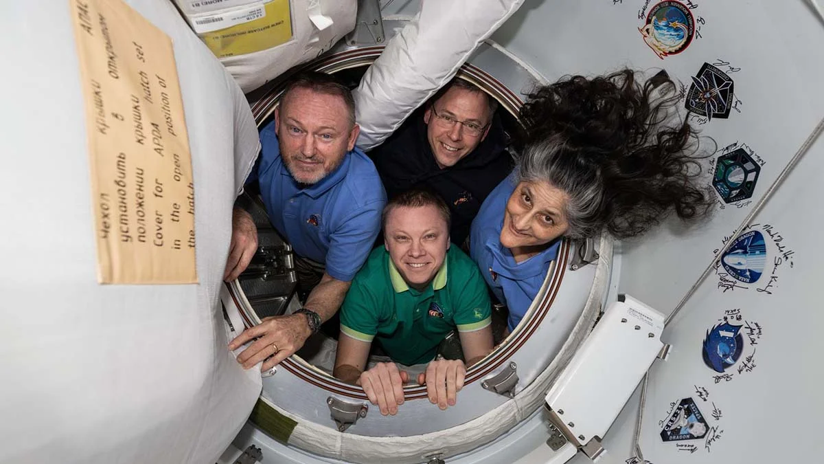 9 aydır uzayda mahsur kalan astronotlar dünyaya dönüyor
