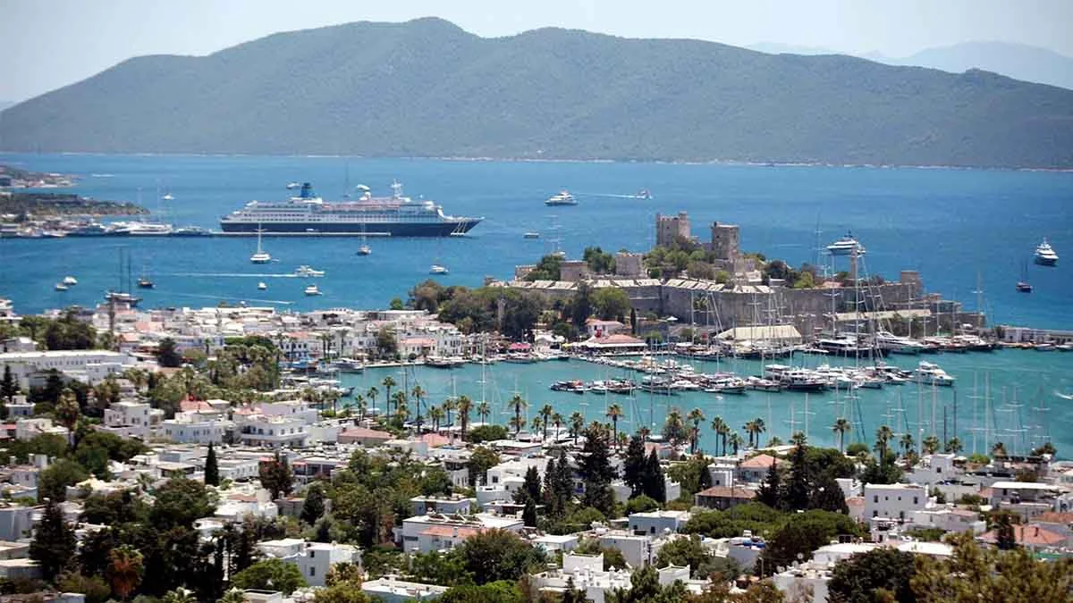 Bodrum'da sarı yaz başladı: Otellerdeki doluluk %80'e ulaştı