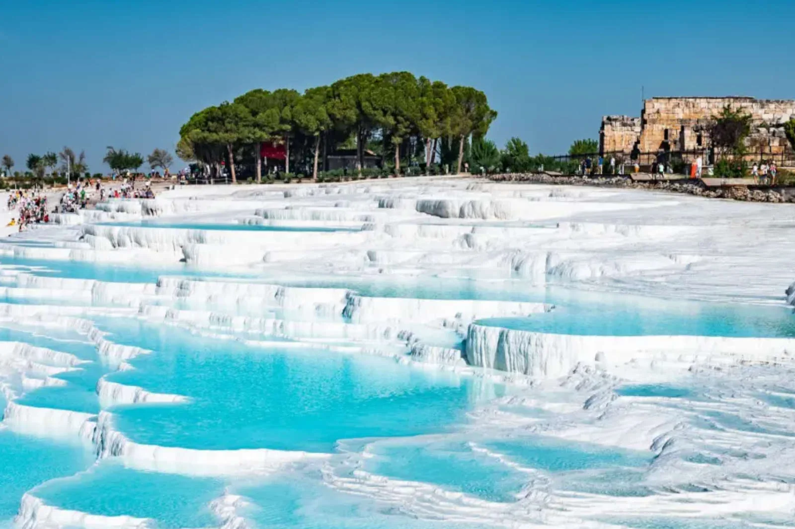 Su kaynakları alarm veriyor: Pamukkale’ye sahip çıkın!