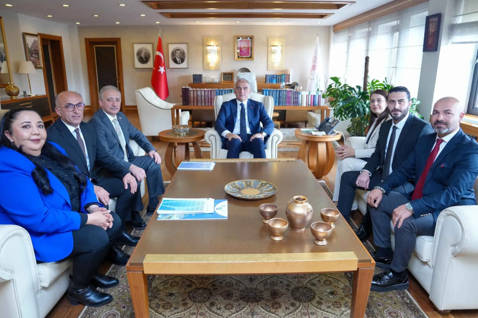 GETOB, Turizm Bakanı Ersoy ile bir araya geldi