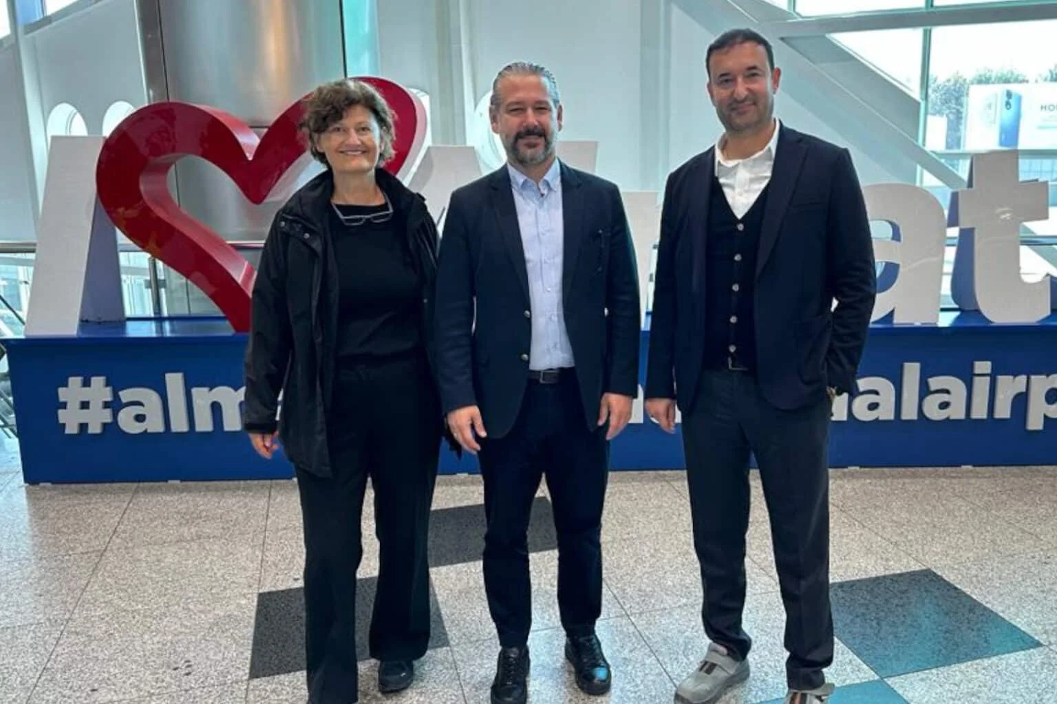 Deniz Varol: “Hedefimiz Antalya’da 500 bin Kazak misafir ağırlamak”