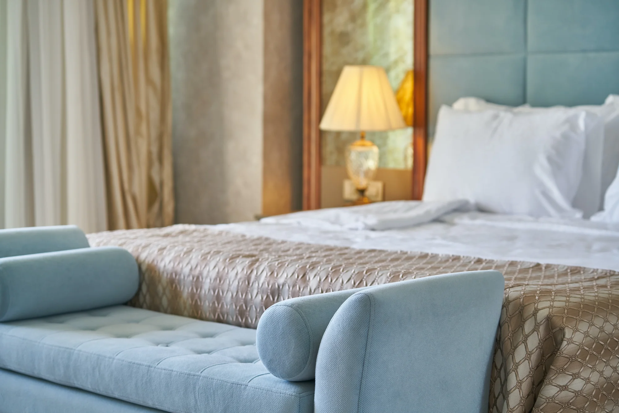 En güvenli otel odası nasıl seçilir? CIA ve FBI ajanı açıkladı