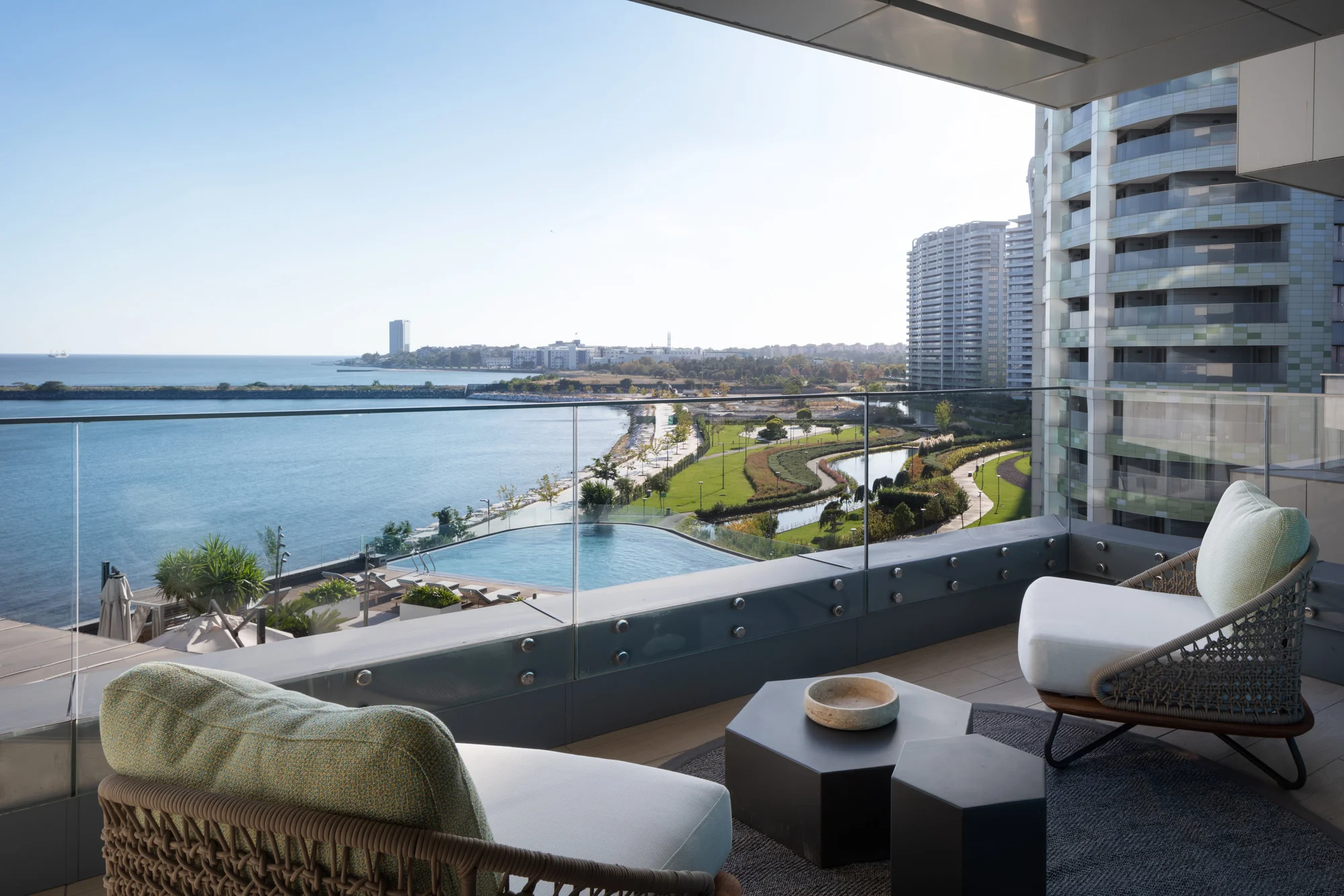 JW Marriott Residences İstanbul Marmara Sea, kapılarını açıyor