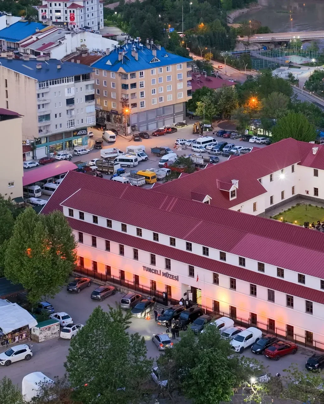 Bir zamanlar askeri kışlaydı şimdi Avrupa’nın en saygın ödüllerinden DASA'YA aday gösterildi