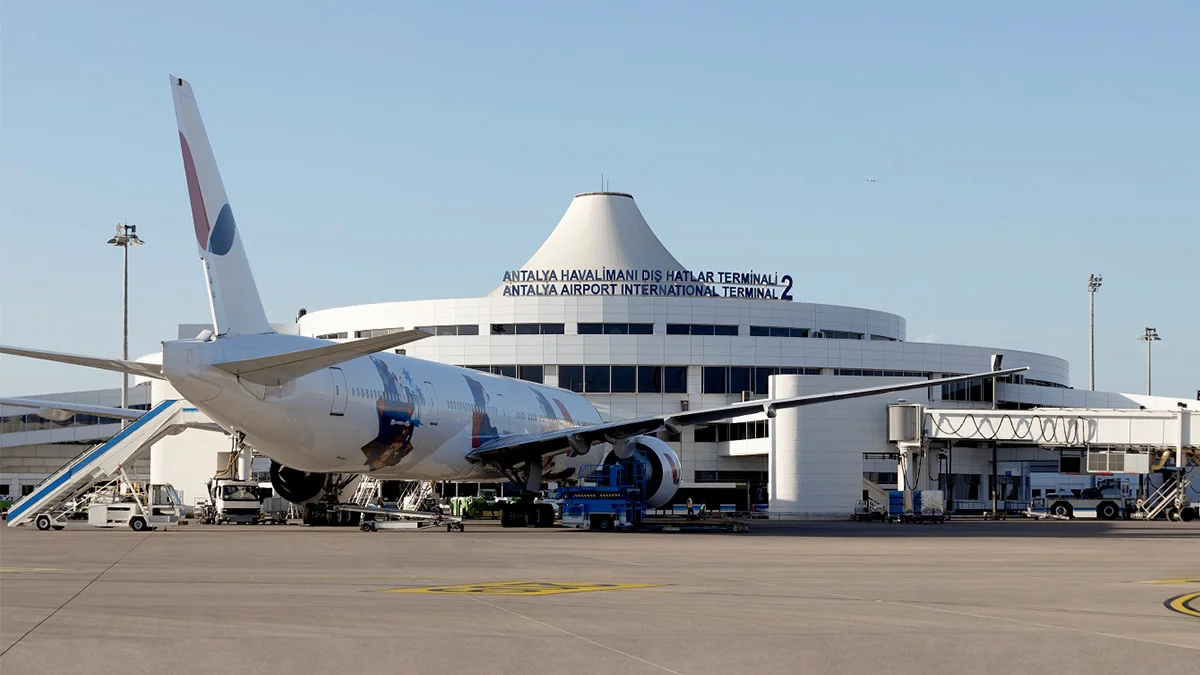 Özel pistler yapılırsa Antalya, havacılık turizminin de merkezi olur