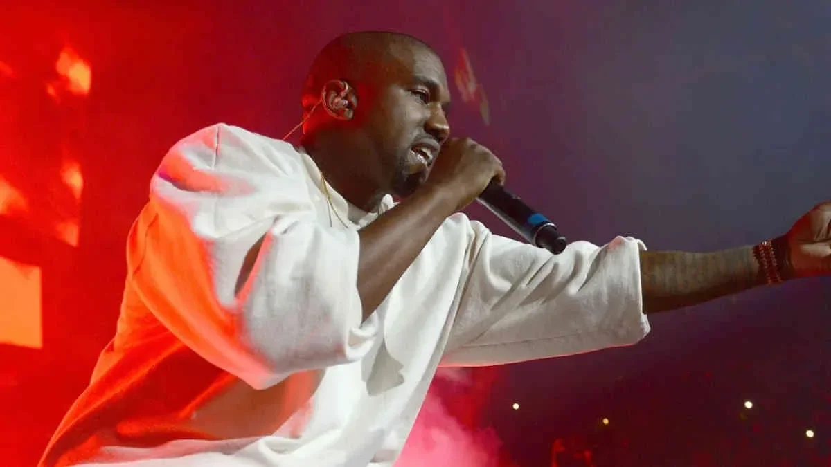Amerikalı rapçi Kanye West, Türkiye’de 50 bin kişilik konser verecek
