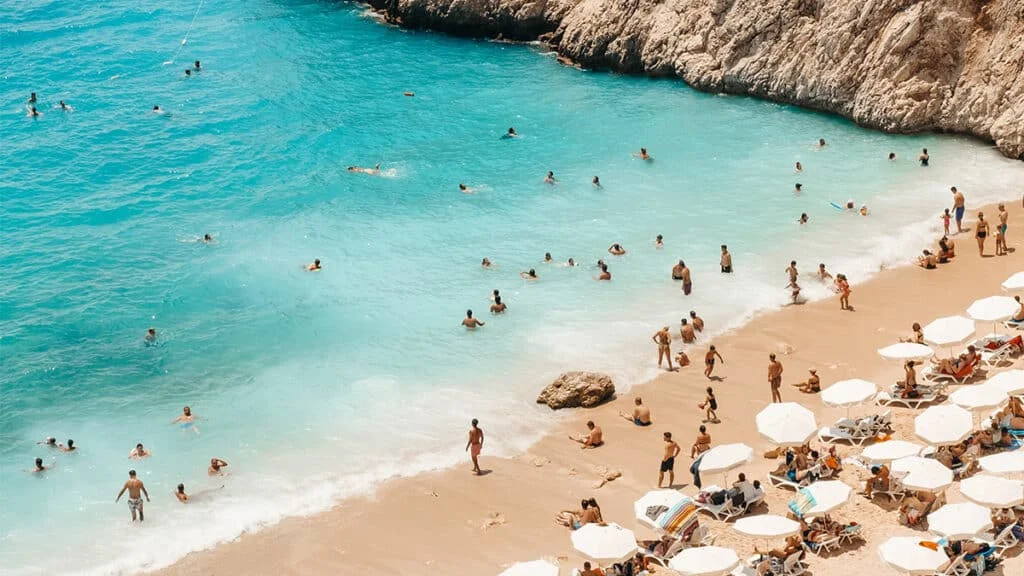 Financial Times: “Enflasyon, Türk turizmini de vurdu”