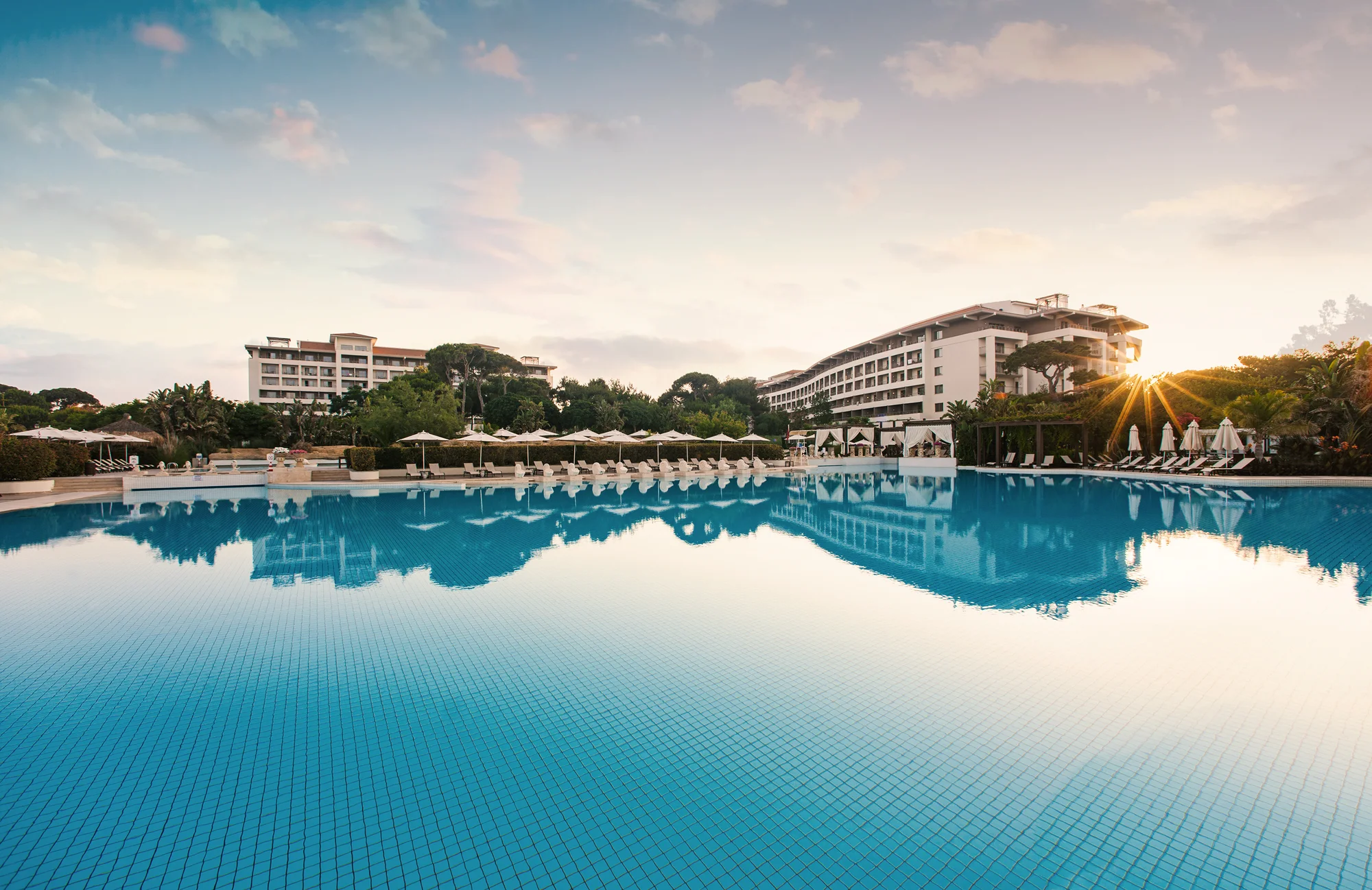 Ela Excellence Resort Belek, fark yaratıyor