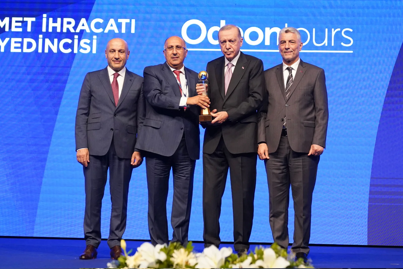TİM'den ODEON Tours’a Hizmet İhracatı Özel Ödülü