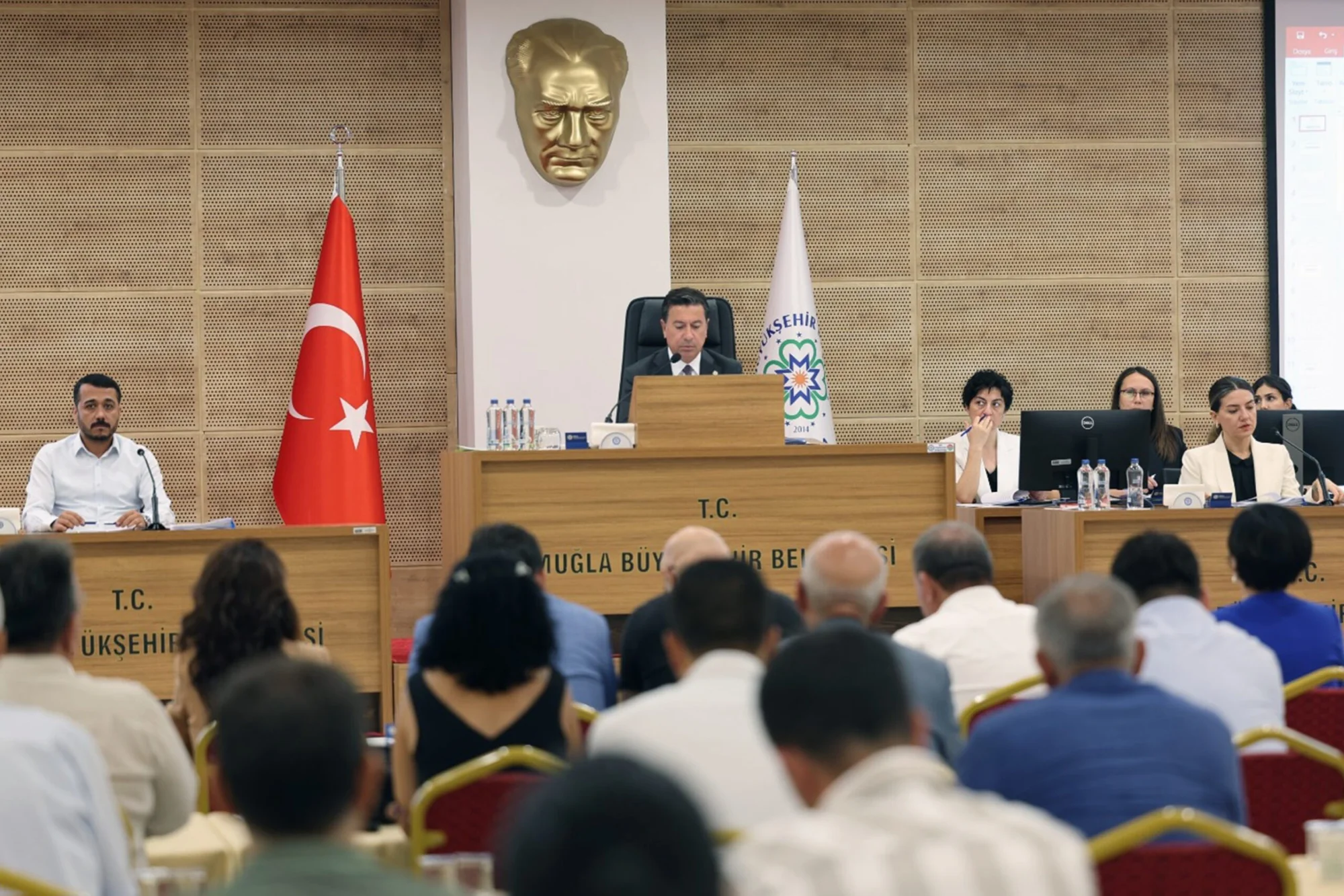 Turistler bıraktığı hasar için bedel ödemeli!