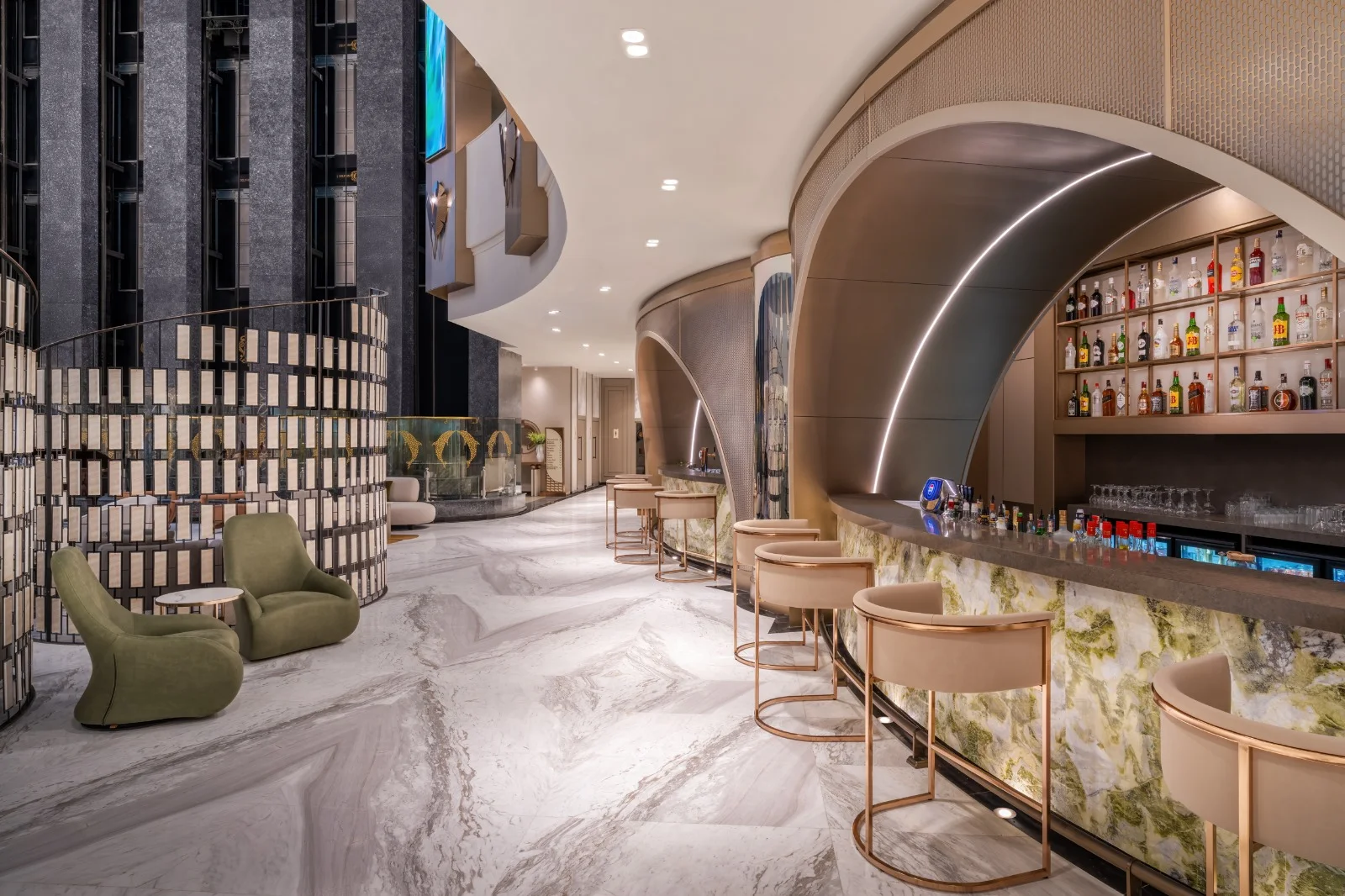 Delphin Palace, 28 milyon Euro yatırımla Delphin Neo Palace oldu