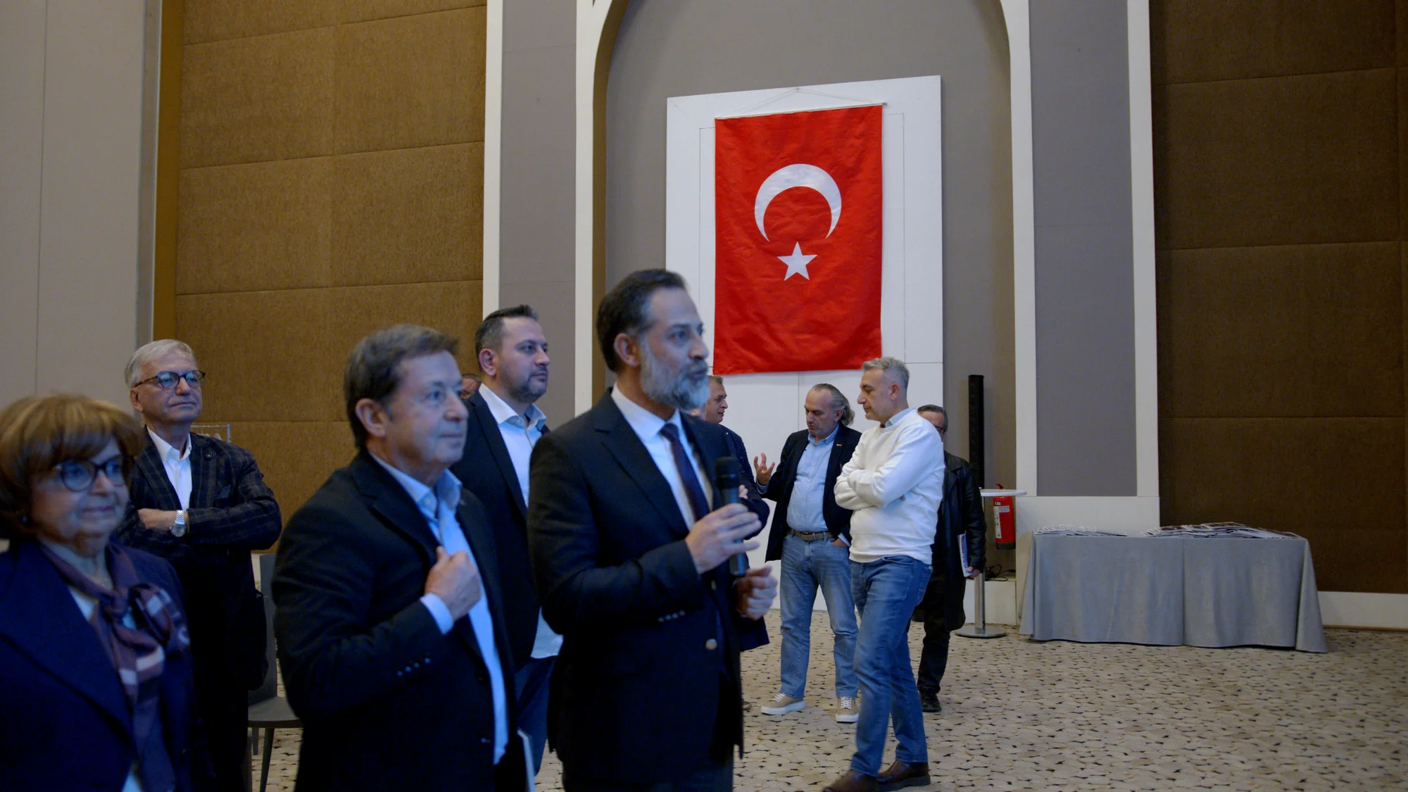 Uğursal Uğur, Skal Antalya'da yeniden başkanlığa seçildi
