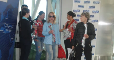 Ukrayna’dan Kuşadası'na charterla turist gelmeye başladı