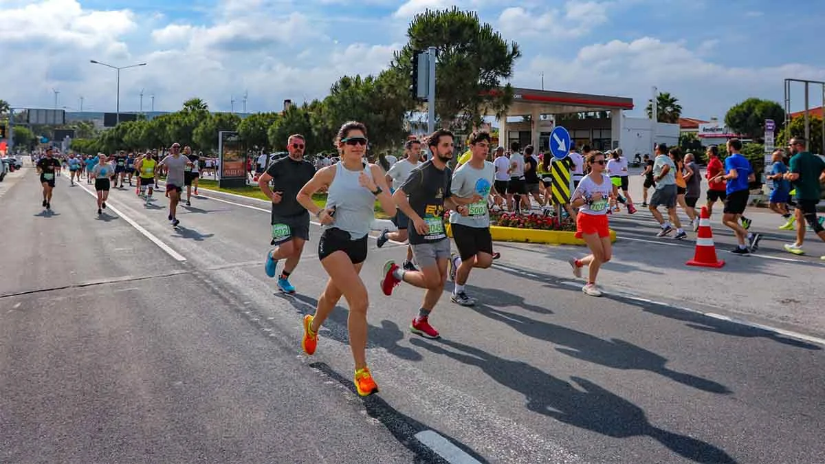 Salomon Çeşme Maratonu’na 29 ülkeden 2606 sporcu katılacak