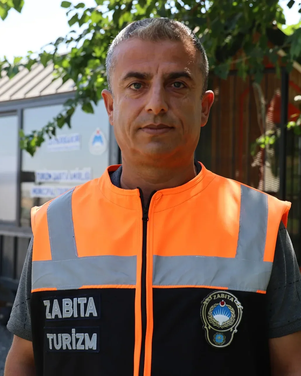 Kruvaziyer gemilerinde çalışmayı bıraktı: Turizm Zabıtası olup Diyarbakır'ı turistlere anlatmaya başladı