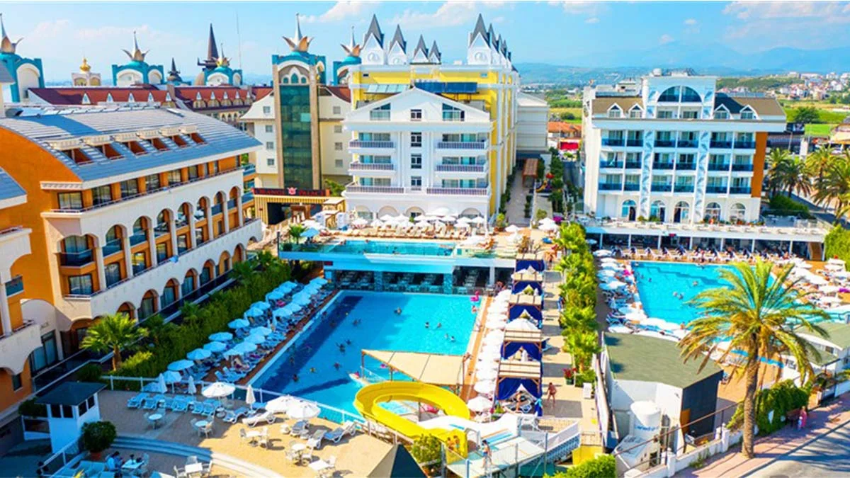 Dream World Resort Hotel, yeni sezon için kapılarını açtı