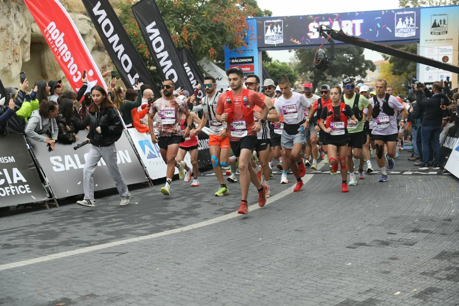 80 ülkeden 3 bin sporcu, Salomon Cappadocia Ultra Trail ile hem yarıştı hem de Türkiye'yi tanıttı