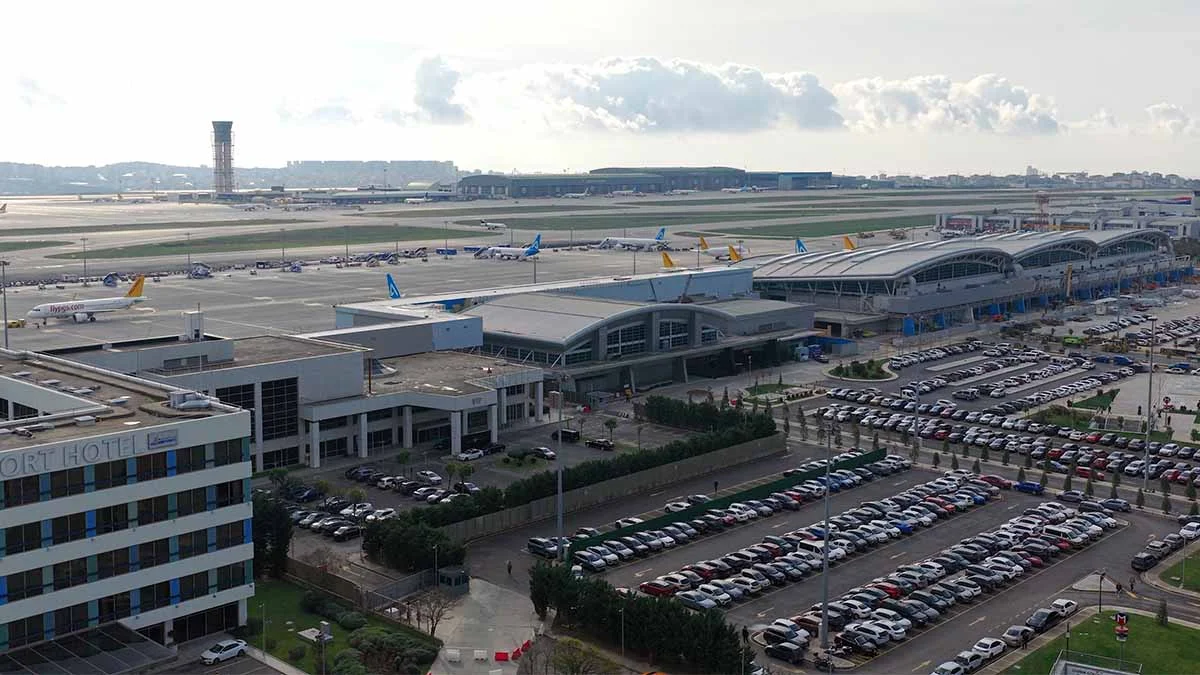 Sabiha Gökçen Havalimanı yeni terminali ile büyümeye devam ediyor