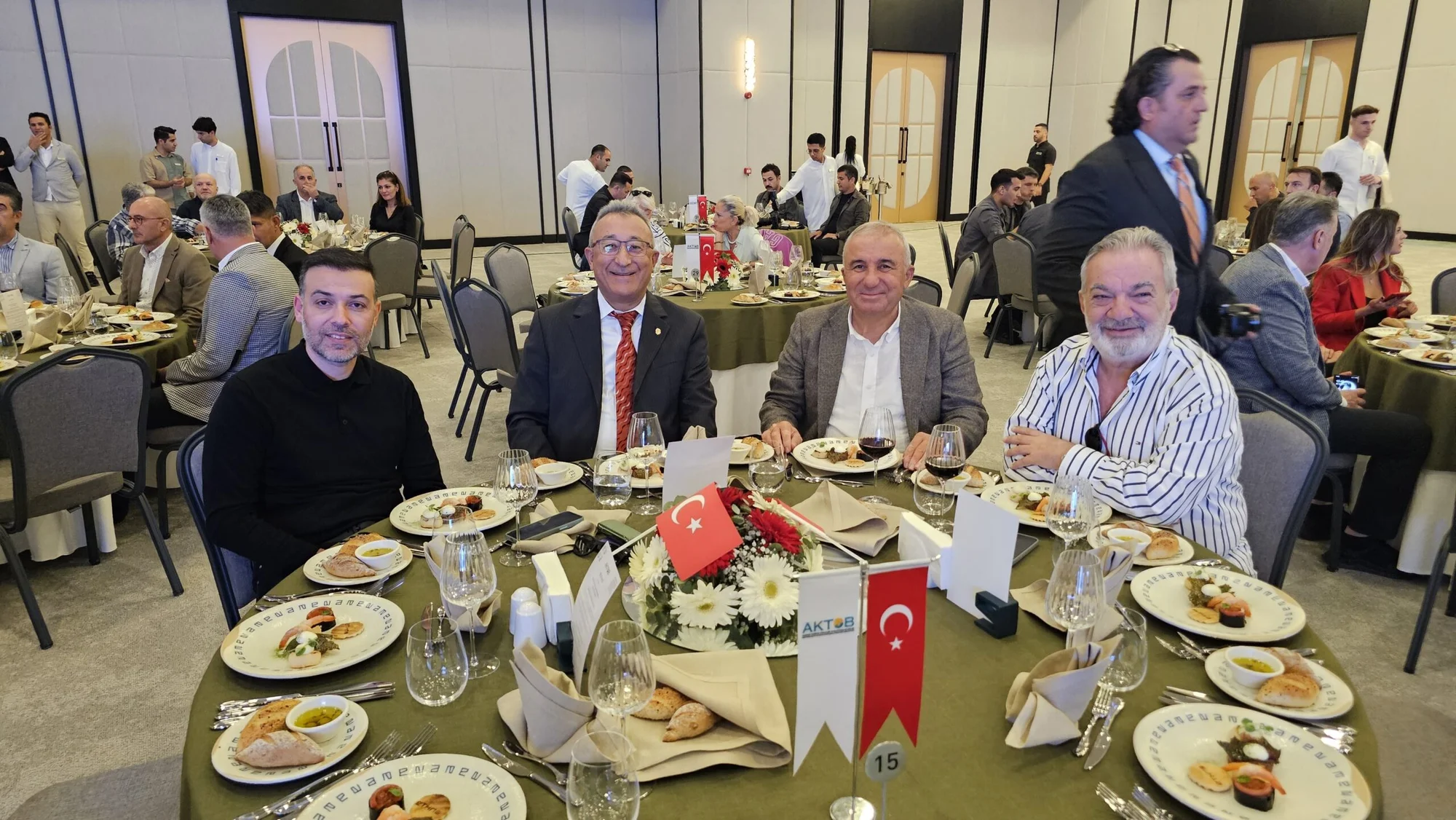 Kaan Kavaloğlu, “Atatürk ve silah arkadaşları sayesinde turizm yapıyoruz”
