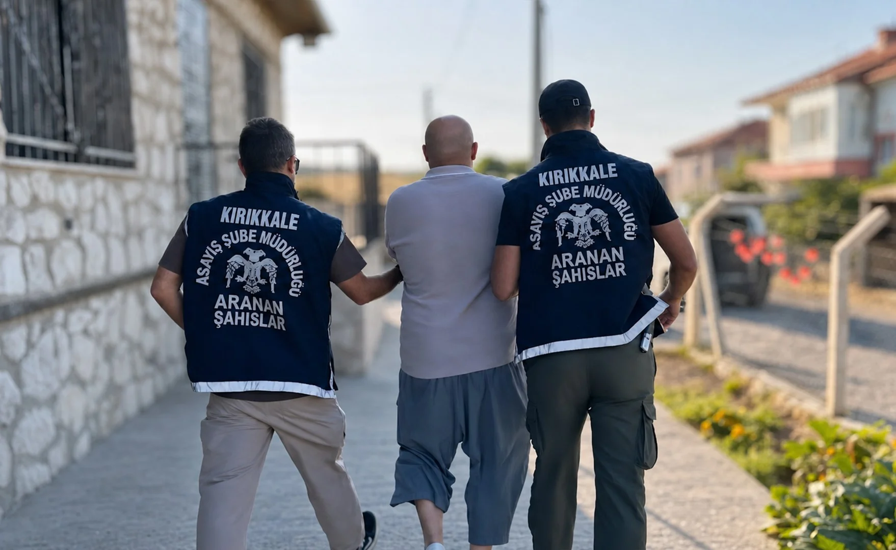 Sahte otel kayıtlarıyla polise izini kaybettirmeye çalıştı, yine de yakalandı